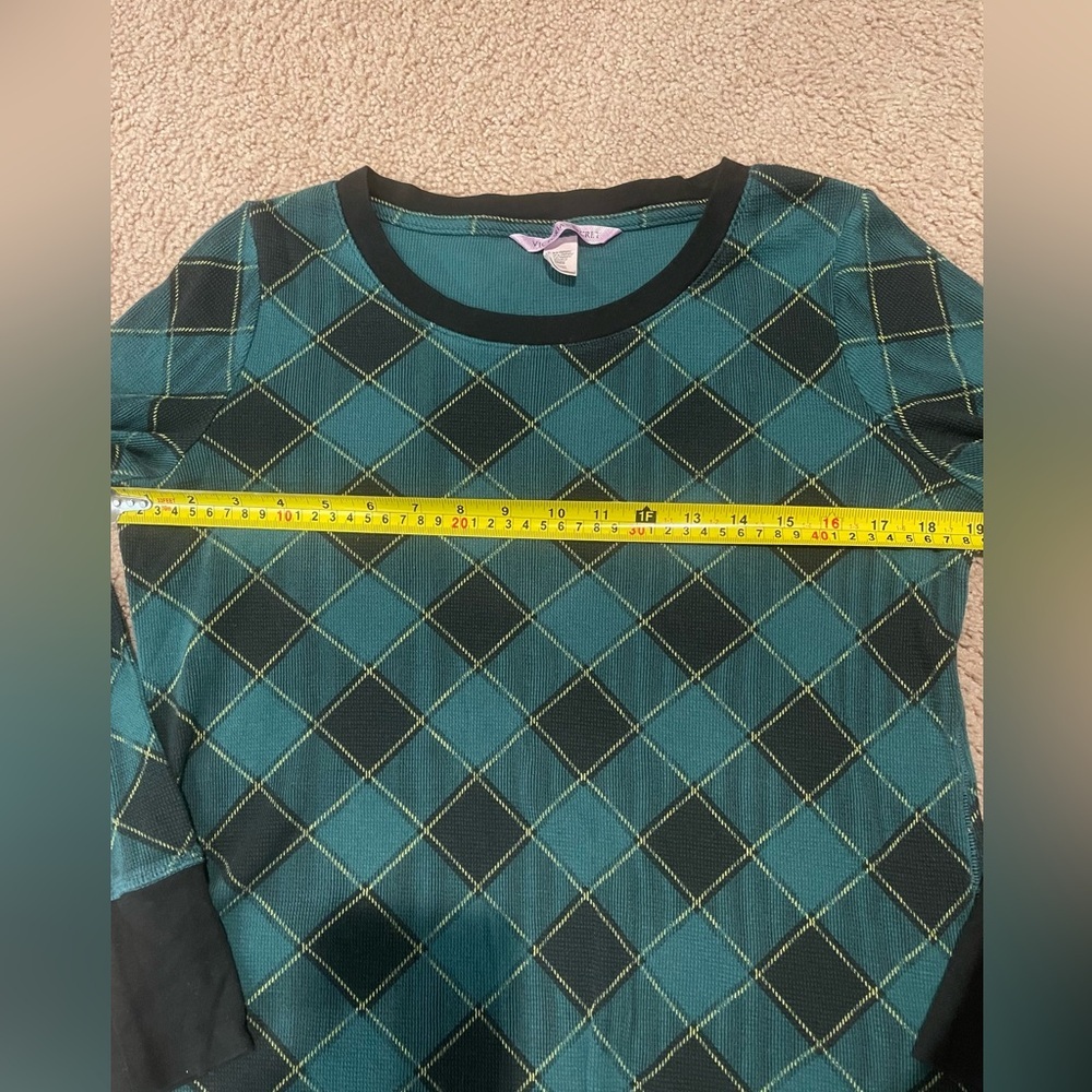 VICTORIA's SECRET Argyle Thermal Long Pajama Set - Picture 4 of 10